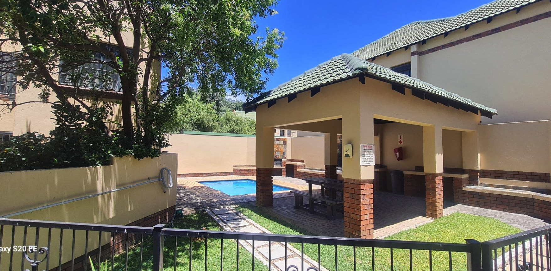 Magnificent ground floor apartment for sale